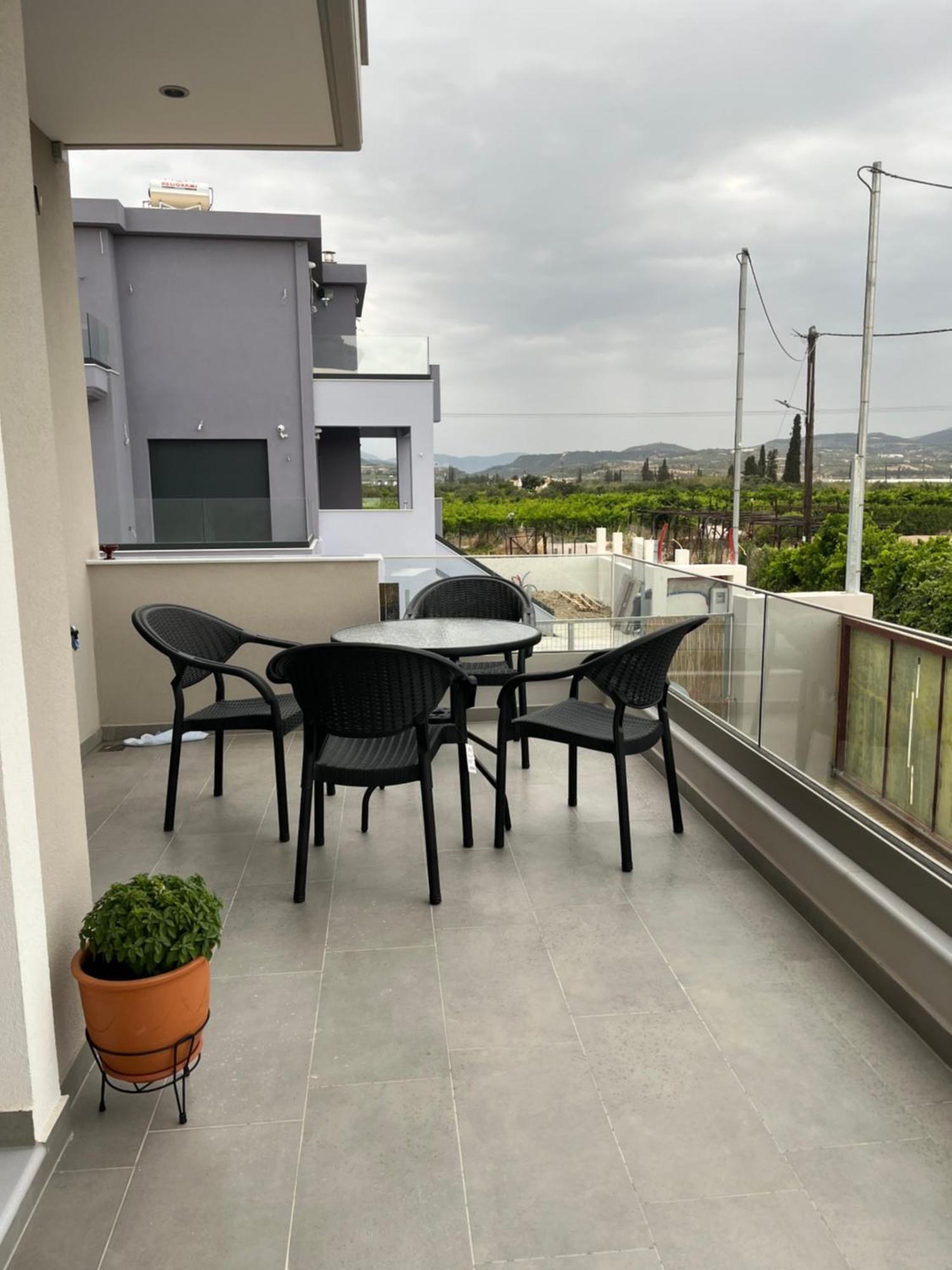 Villa Maria Eirini Λέχαιο Εξωτερικό φωτογραφία